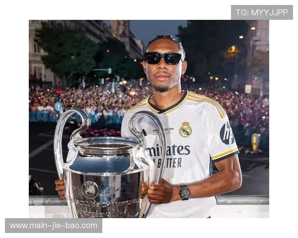 皇马冬窗按兵不动自信阵容争双冠，连续七年未进行赛季中途引援